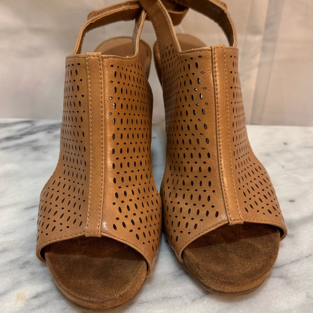 TOETOS Women's Solsoft Mid Heel Platform Wedges Sandals, Leather Brown size 8 - Picture 3 of 11